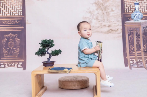 陵水宝宝反复发烧呕吐